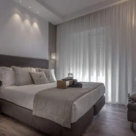 里托拉尼奥套房酒店 4*