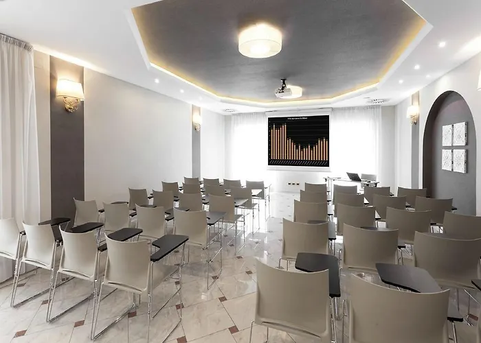 里托拉尼奥套房酒店